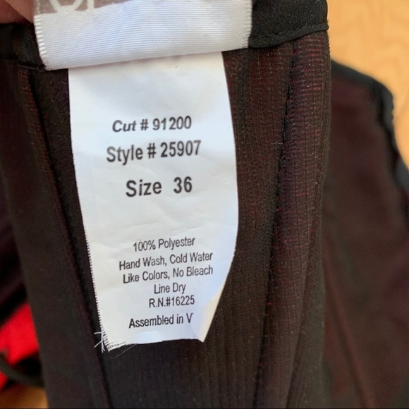 Red Satin Front Zipped Corset Size 36 - Picture 5 of 6